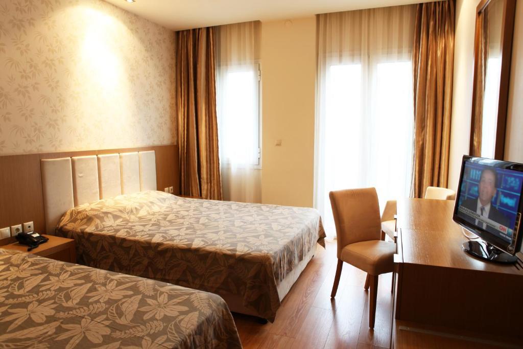 Hotel Alfa Edessa Quarto foto